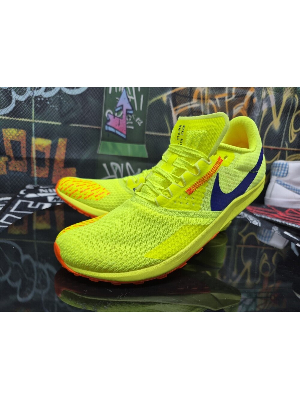 Nike Air Zoom Rival Waffle 6 'Volt Total Orange' DX7998-701 Men's Size 7.5 Track